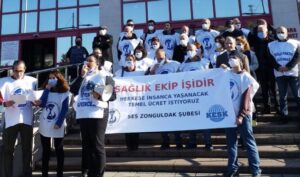 BEÜ Araştırma Hastanesinde sağlıkçılar eylem yaptı