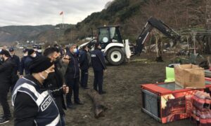 Kdz.Ereğli plajlar mevkindeki çadır ve barakalar yıkıldı