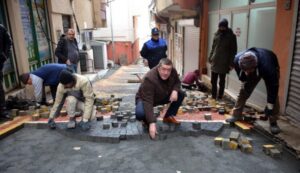 Alaplı’nın çıkmaz sokakları renklendi