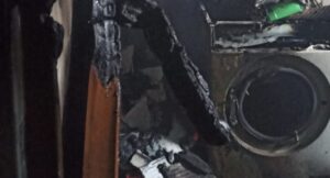 Çamaşır makinasından yangın çıktı