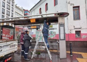 Kdz. Ereğli Belediyesi 210 yolcu durağında bakım, onarım çalışması başlattı