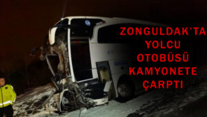Zonguldak’ta yolcu otobüsü yolda kayarak kamyonete çarptı