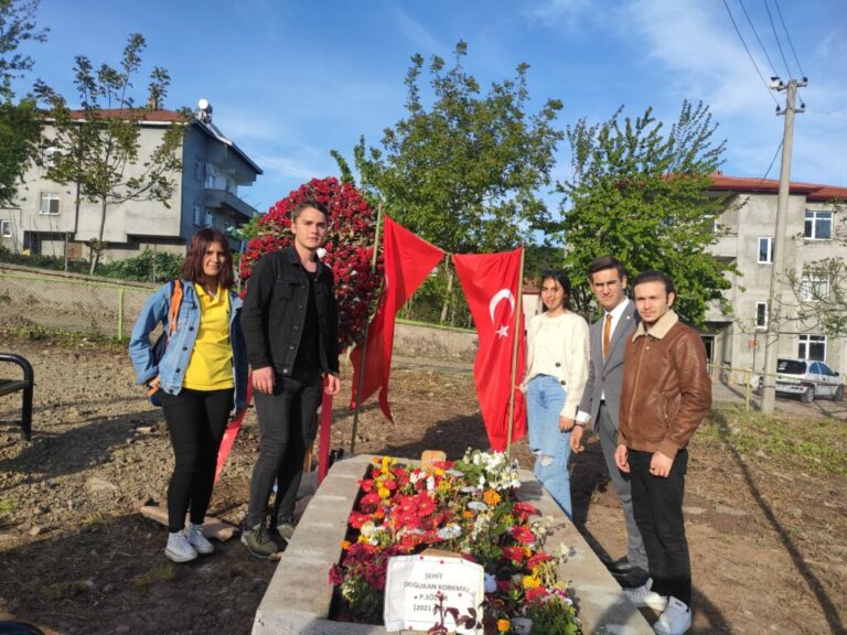 KERGEP Anneler Gününde şehit annelerini ziyaret etti