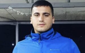 Alaplılı girdiği bunalım sonucu intihar etti