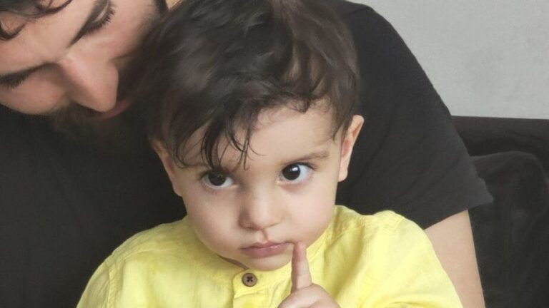 Minik Muhammet yaşam mücadelesi için yardım istiyor