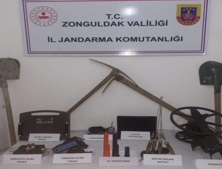 Çaycuma’da kaçak kazı yapan 7 şahıs suçüstü yakalandı