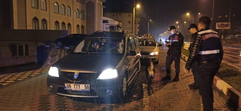 Jandarma onurlu, sokaklar huzurlu, vatandaş mutlu…