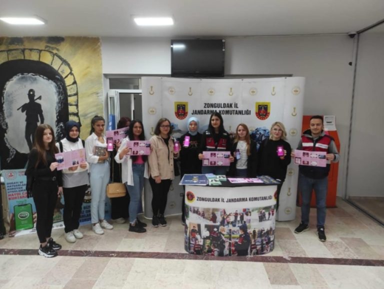 Jandarma’dan bağımlılıkla mücadele ve KADES tanıtımı