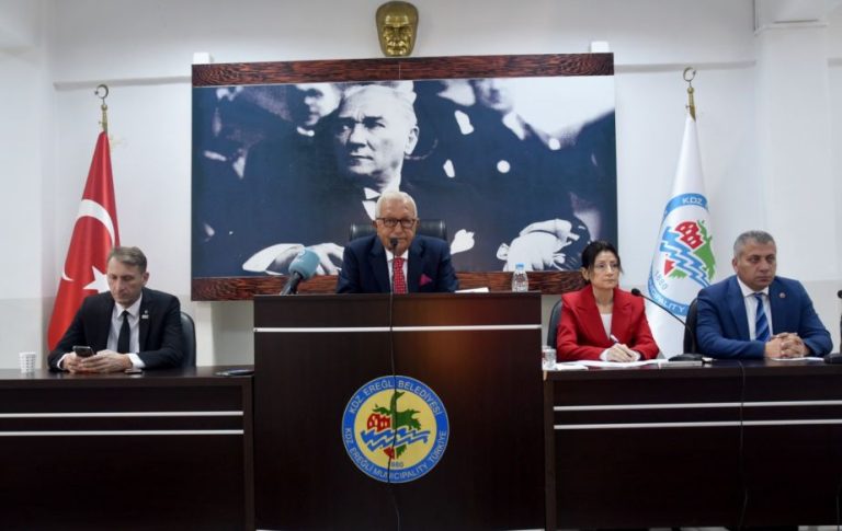 Başkan Posbıyık, Kent Meydanı bağışçısının tehdit edildiğini söyledi