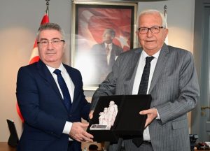 Başkan Posbıyık, Erdemir Genel Müdürü Niyazi Aşkın Peker’e iade-i ziyarette bulundu