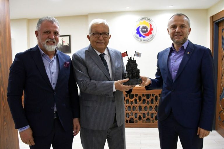 Başkan Posbıyık, TSO Yönetimine iade-i ziyarette bulundu