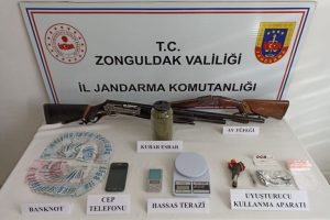 Zonguldak’ta şüpheli şahsın evinde yok yok..