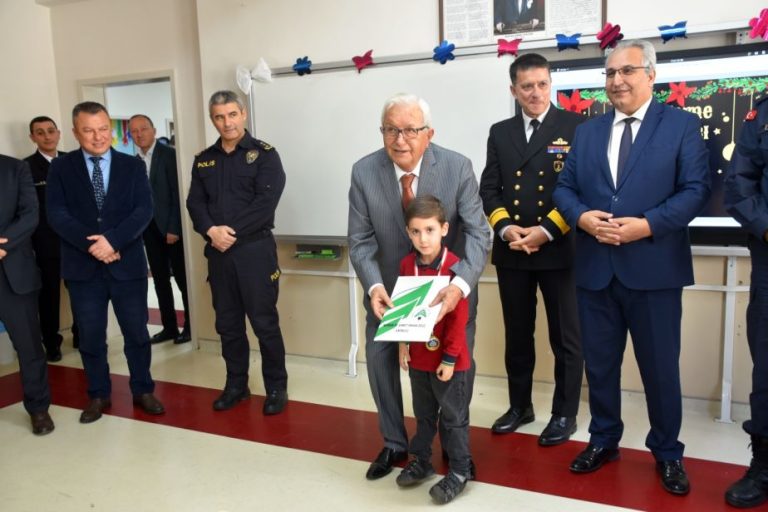 Başkan Posbıyık, öğrencilerin yeni yıl tatilini kutladı