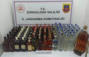 Çaycuma’da aranan evde gümrük kaçağı içkiler ele geçirildi
