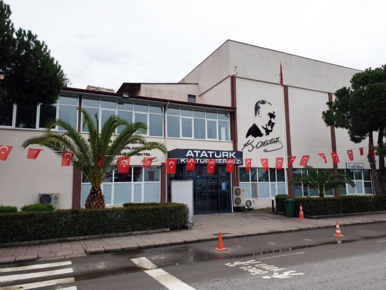 AKM Sergi salonları, bayramdan sonra hizmet vermeye başlayacak