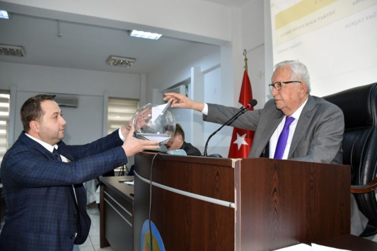 Mecliste, encümen ve ihtisas komisyonu seçimleri yapıldı