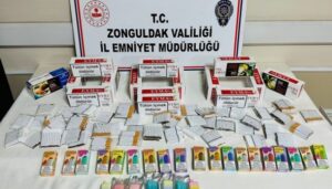 Çaycuma’da kaçak elektronik sigara ve makaron ele geçirildi