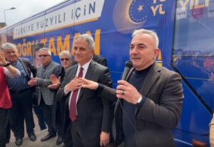 Murat Sesli sahaya indi, bölgede ses getirdi..!