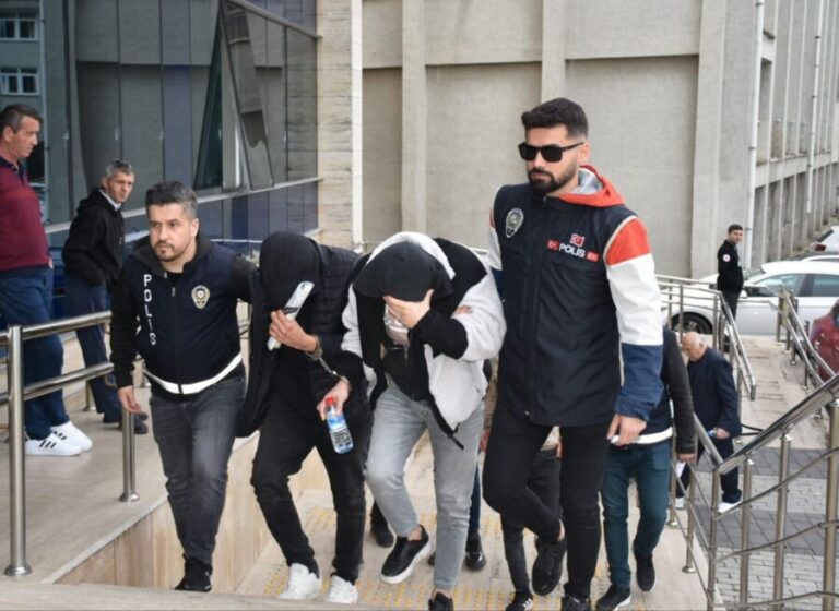 Zonguldak’ta uyuşturucu operayonu: 8 şüpheli yakalandı