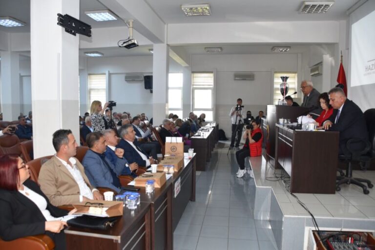 “Ören’e doğalgaz verilmesini hükümet yetkilileri engelliyor”