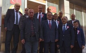 Dikmen, Muhtarlar Derneği’ni ziyaret etti