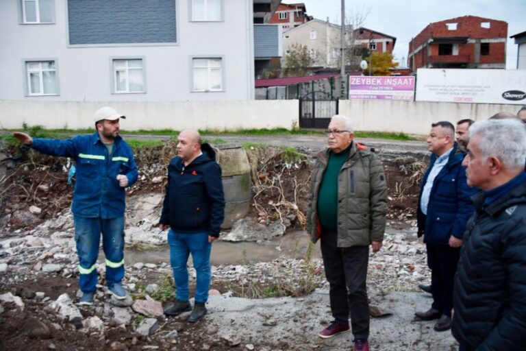 Belediye koordinasyonunda DSİ ekipleri çalışıyor