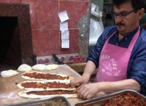 Pideci Şeref adıyla tanınan FETÖ’cü hayatını kaybetti