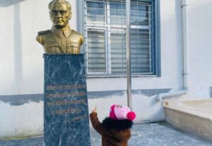 Kaybolan kız çocuğu atasının yanında bulundu