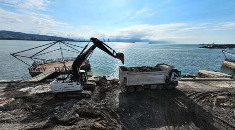 Kdz. Ereğli sahili, ilmek ilmek yeniden örülüyor