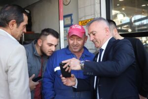 Kepez’de Sesli ve ekibine sevgi seli