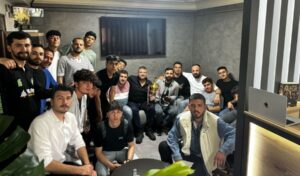 ZES en yakın rakibine 15 puan fark attı