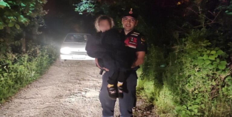 Güdüllü köyünde kaybolan çocuk jandarma tarafından bulundu