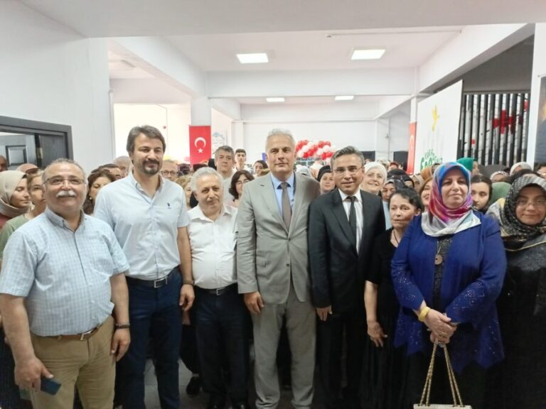 Halk Eğitimi Merkezi’nin açtığı sergiye yoğun ilgi