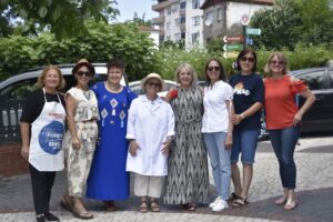 Tarihi Akkuyu Meydanında sergi açıldı