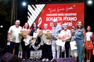 Kdz.Ereğli sahili, belediyenin etkinlikleriyle cıvıl cıvıl