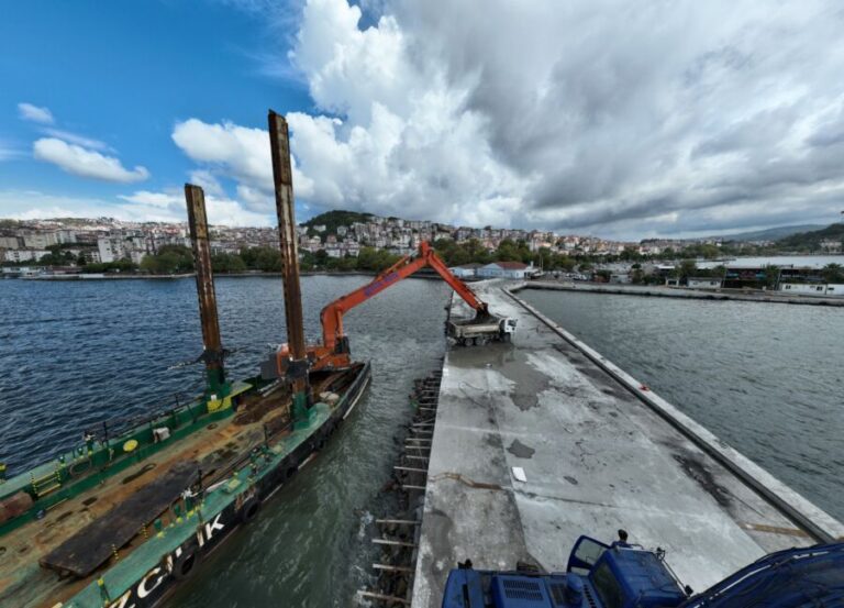 Bozhane limanı gün sayıyor