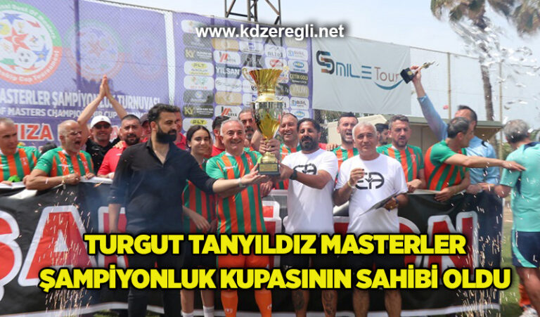 Turgut Tanyıldız Masterler şampiyonluk kupasının sahibi oldu