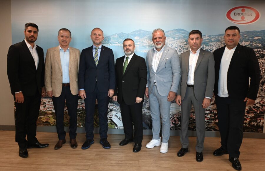 Başkan Keleş ve yönetimi Erdemir Genel Müdürü Şaban Yazıcı ile Tuğamiral Yücel Korkut’u ziyaret etti
