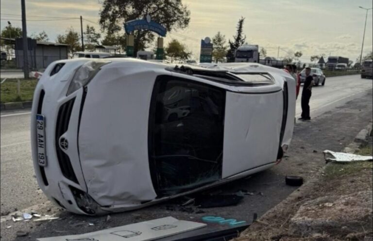 Kdz. Ereğli’de sürücü virajı alamayınca otomobil devrildi