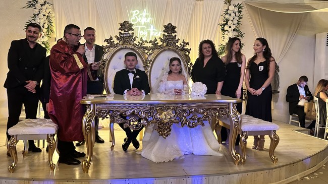 Turhan ve Demirci çifti yeni bir hayata ‘evet’ dediler