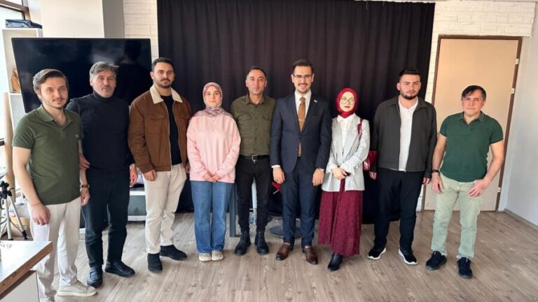 İYİ Parti Zonguldak İl Gençlik Kolları’ndan BATİYAC’a ziyaret