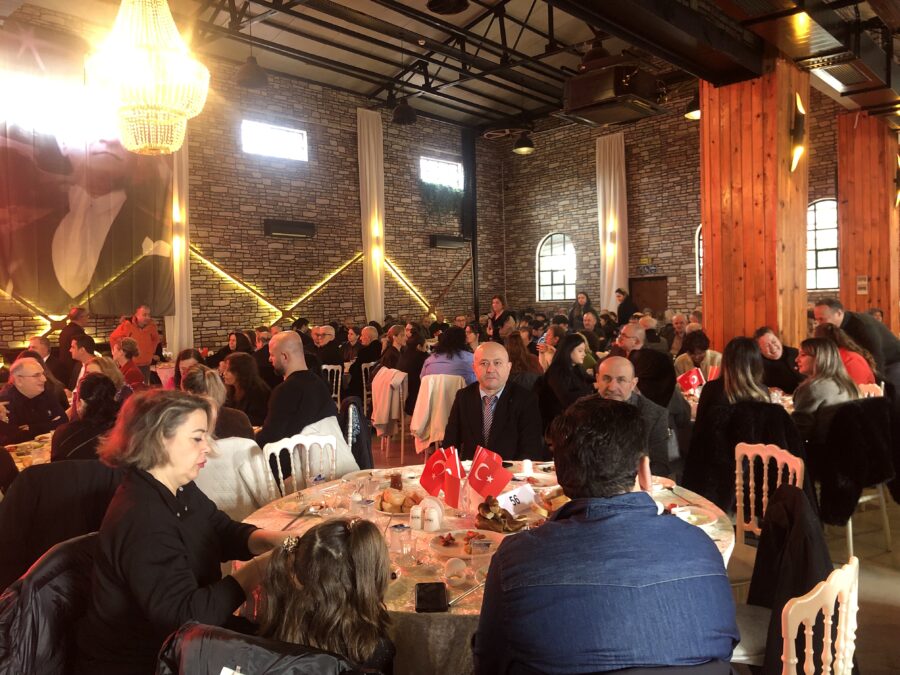 CHP örgütü kahvaltıda bir araya geldi