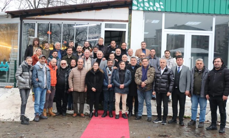 Murat Sesli’den gazetecilere mangal jesti