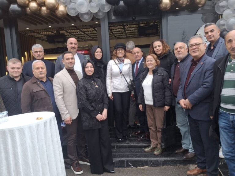 CHP, Simit Evi açılışında bir araya geldi