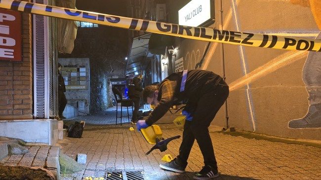 Yalı Caddesinde Sevgililer Günü dehşeti: 2 yaralı