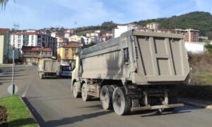 Başkan Posbıyık: “Hafriyat kamyonları için sabrımız taşmak üzere”