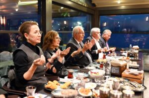 Kdz.Ereğli Belediye Meclis üyeleri Başkan Posbıyık’ın iftarında buluştu