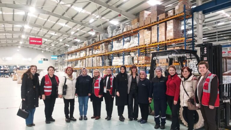 CHP’den emekçi kadınlara dayanışma ziyareti