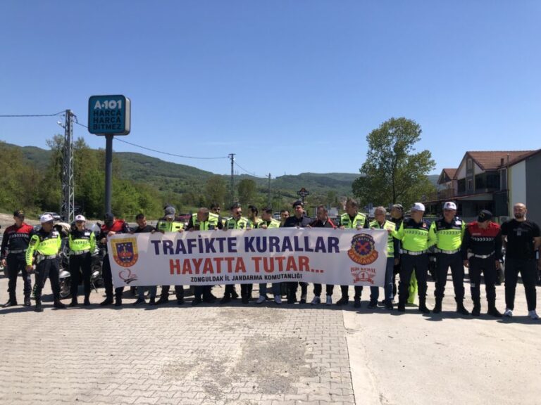 Kdz. Ereğli jandarma ekipleri ile motorcular bir araya geldi