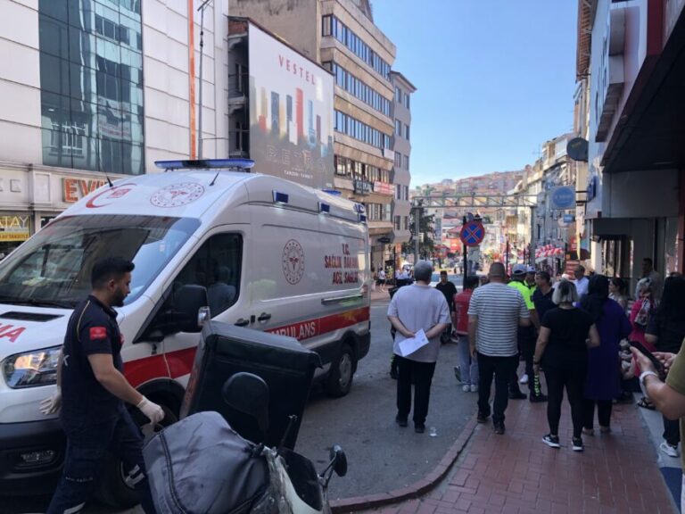 Kdz. Ereğli’de motokurye çocuğa çarptı